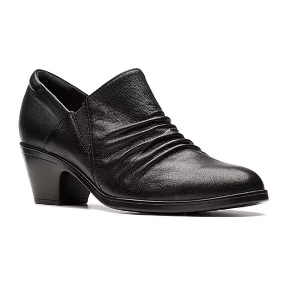 Clarks Collection Women's Emily CVE Round Closed Toe Slip-On Shoe Black Size 11M